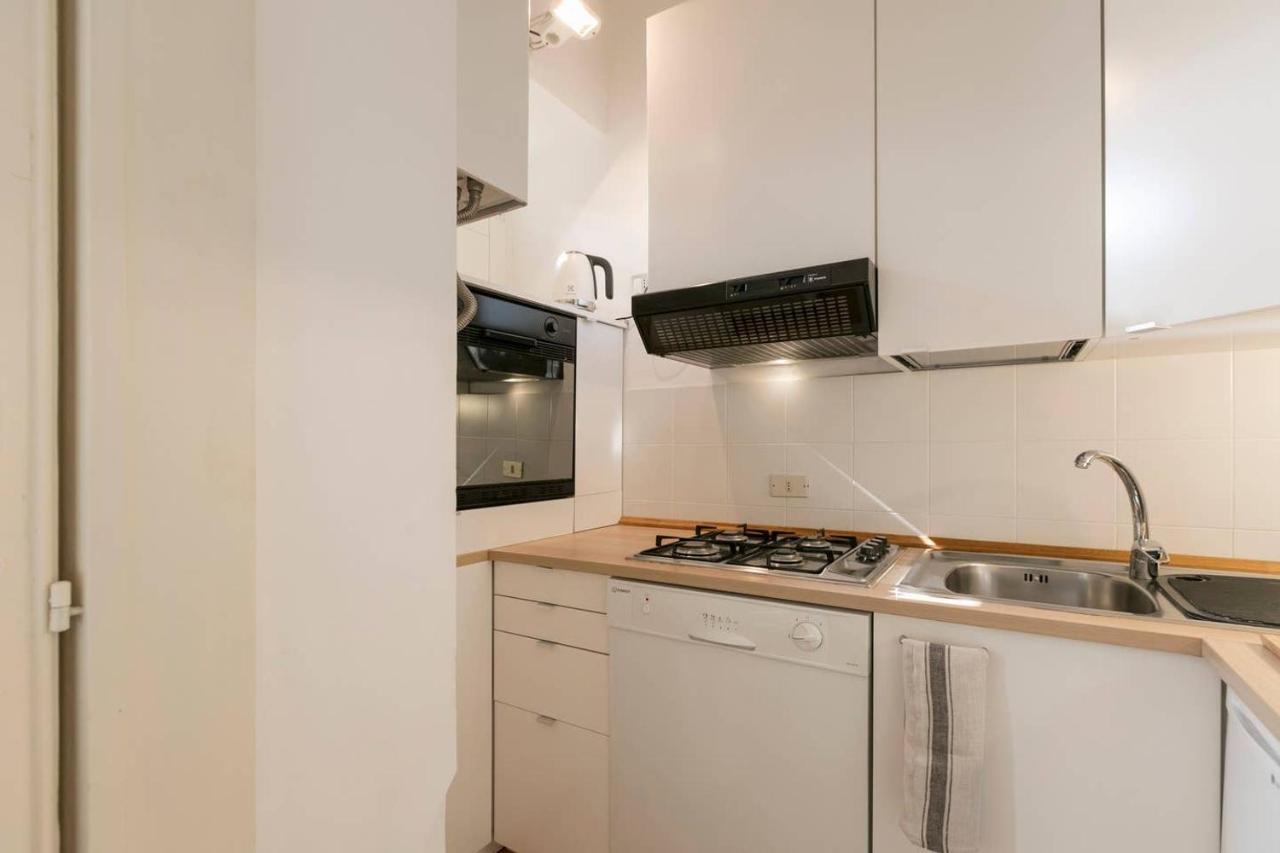 Apartamento Naviglio, Sweet Dreams In The Heart Of The Fun Milán Exterior foto
